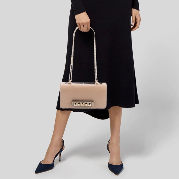 Valentino Garavani Va Va Voom Clutch Bag in Pastel Pink Leather - Picture 11 of 11